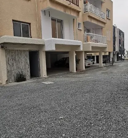 アパート Panorama アヤナパ